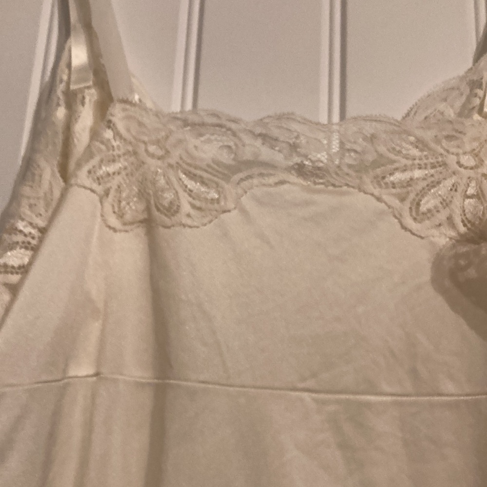 Cream Shadow Line slip - Picture 7 of 7
